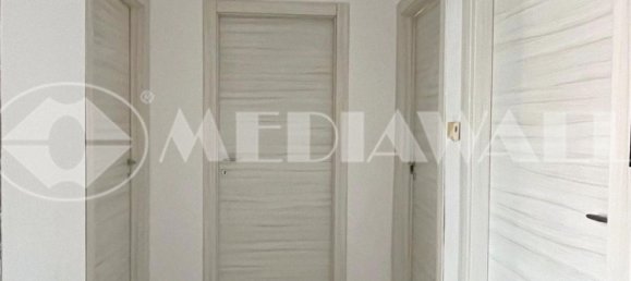 Квартира с 5 комнатами в Порденоне, Италия № 12772 13