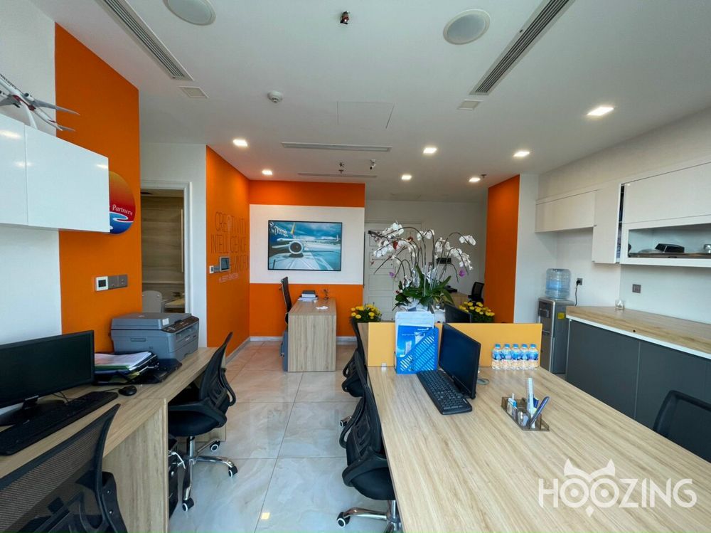 2 rooms Office in District 1, Vietnam No. 18049