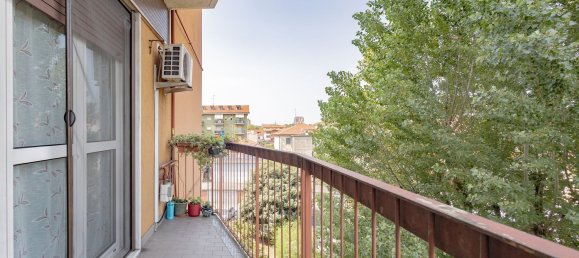 Apartamento de 2 habitaciónes en Sesto San Giovanni, Italy No. 330361 5