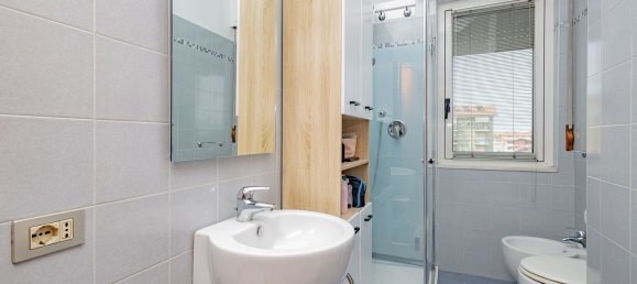 Apartamento de 2 habitaciónes en Sesto San Giovanni, Italy No. 330361 10