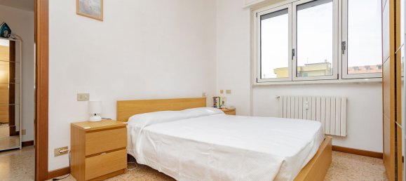 Apartamento de 2 habitaciónes en Sesto San Giovanni, Italy No. 330361 12