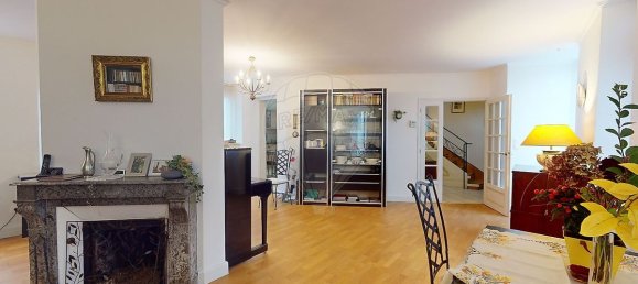 4 bedrooms House in Orleans, France No. 161380 3