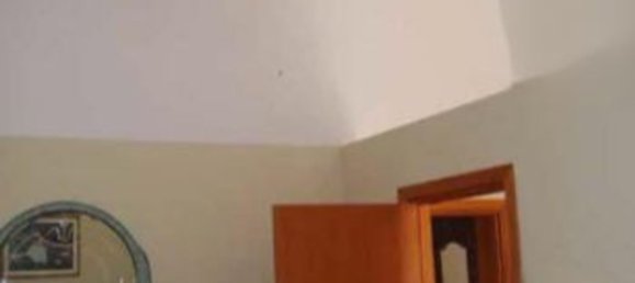 2-salle Appartement à Bari, Italy No. 161900 16