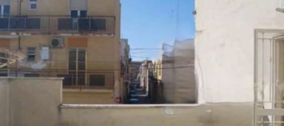 2-salle Appartement à Bari, Italy No. 161900 21