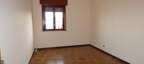 6-salle Appartement à Augusta, Italy No. 61495 7