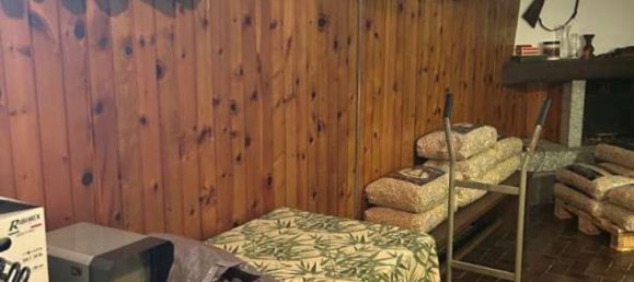 10 rooms Apartment in Erba, Italy No. 6196 27