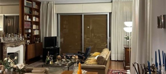 10 rooms Apartment in Erba, Italy No. 6196 2