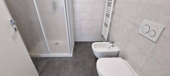 3غرفة شقة في Como, Italy رقم 36884 37