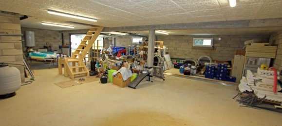 4 Schlafzimmer Haus in Lons-le-Saunier, France, Nr. 196515 16