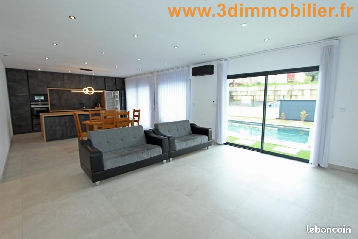 4 Schlafzimmer Haus in Lons-le-Saunier, France, Nr. 196515