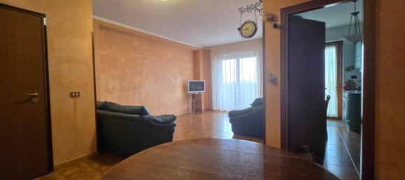 1 bedroom Apartment in Rome, Italy No. 146766 3