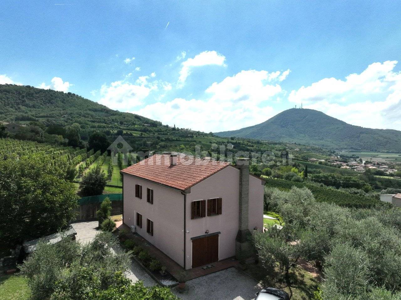 3 bedrooms Villa in Cinto Euganeo, Italy No. 341654
