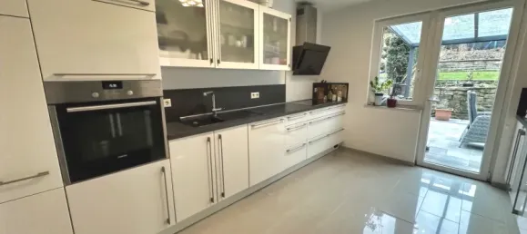 3 bedrooms Townhouse in Essen, Germany No. 92729 6