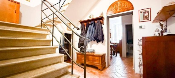 3 bedrooms House in Cascina, Italy No. 48910 4