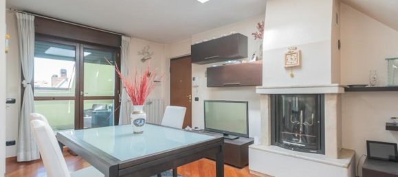 6 rooms Penthouse in Cesano Maderno, Italy No. 236255 15