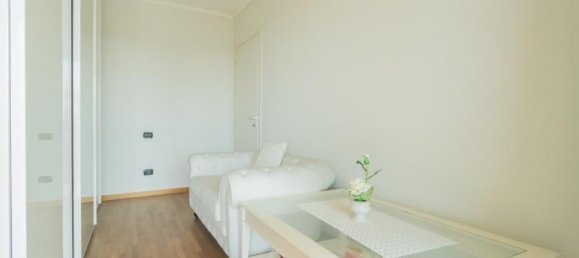 6 rooms Penthouse in Cesano Maderno, Italy No. 236255 20