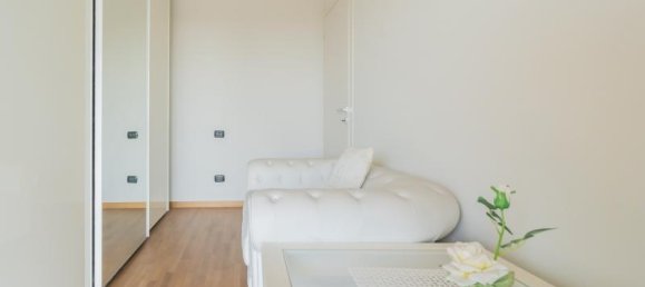 6 rooms Penthouse in Cesano Maderno, Italy No. 236255 14