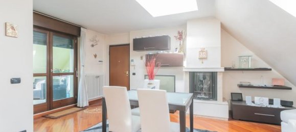 6 rooms Penthouse in Cesano Maderno, Italy No. 236255 5