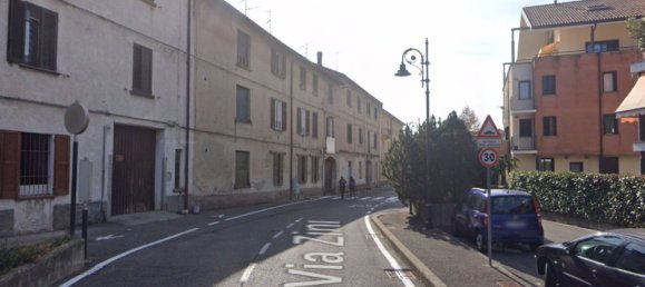 4 rooms Apartment in Tradate, Italy No. 5380 2