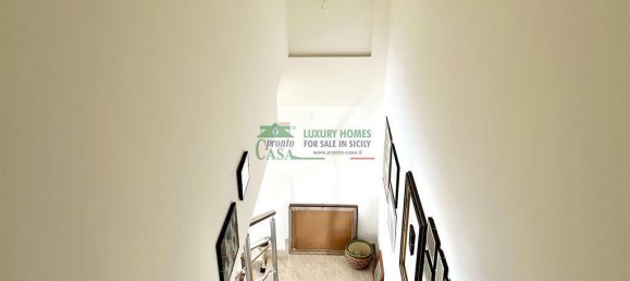 4 rooms House in Santa Croce Camerina, Italy No. 82914 15