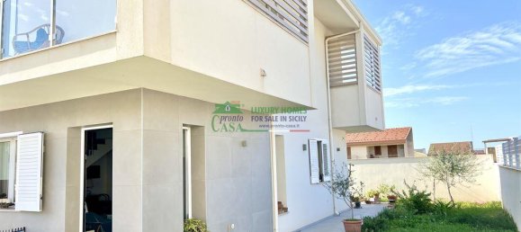 4 rooms House in Santa Croce Camerina, Italy No. 82914 13