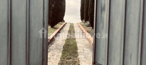 4 bedrooms House in Sorano, Italy No. 326037 6