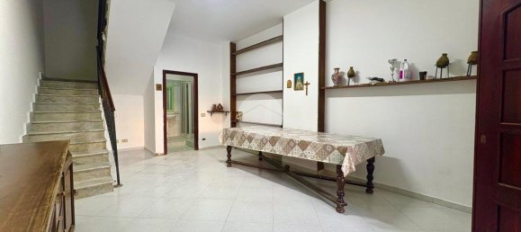 Edifício de 6 divisões em Palermo, Italy N.º 234196 21