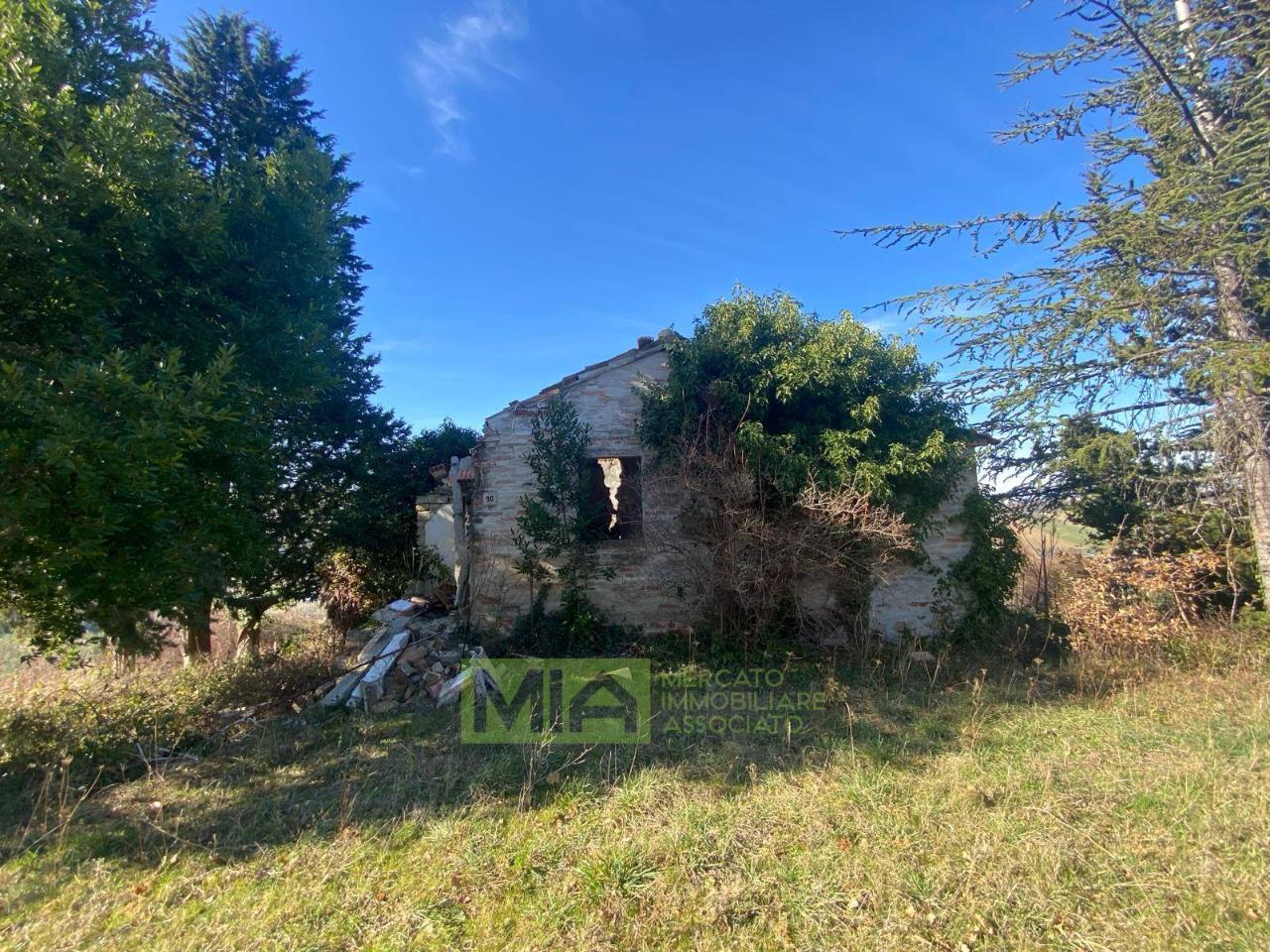 4 rooms House in Ripe San Ginesio, Italy No. 113703