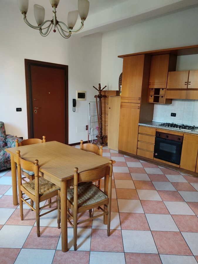 Apartamento de 1 dormitorio en Adria, Italy No. 8040