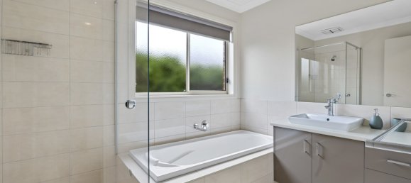 4 bedrooms House in Leongatha, Australia No. 1075 10