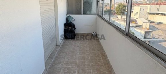 3 bedrooms Apartment in Porto, Portugal No. 315584 7