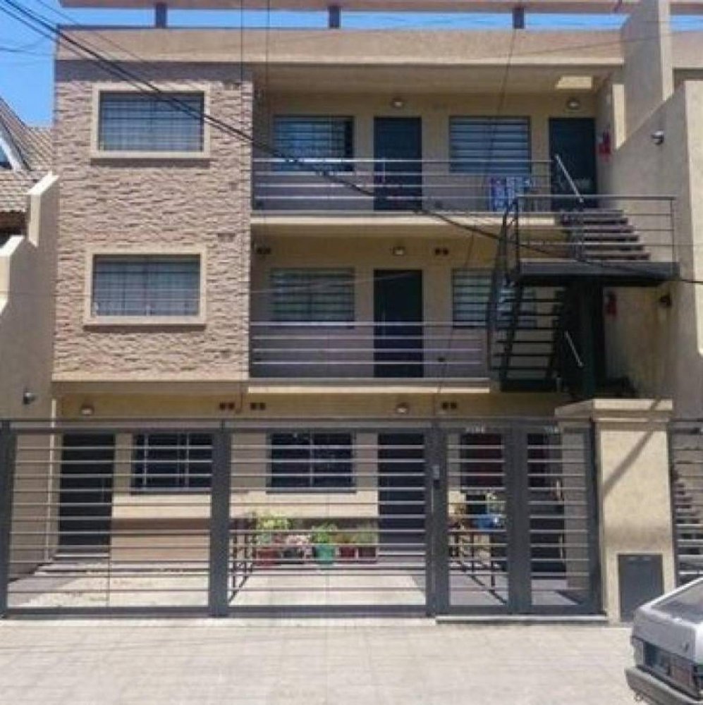 2 Schlafzimmer Haus in Bermudez, Argentina, Nr. 17691