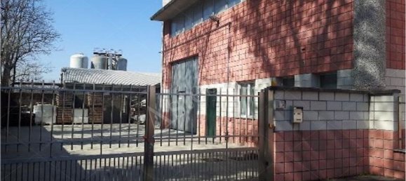 Armazém em Caronno Pertusella, Italy 478 m² N.º 336414 4