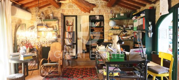 3 bedrooms House in Paciano, Italy No. 154336 24