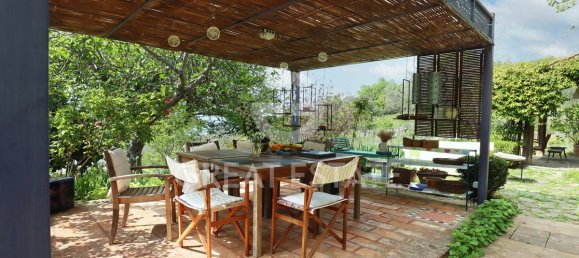 3 bedrooms House in Paciano, Italy No. 154336 6