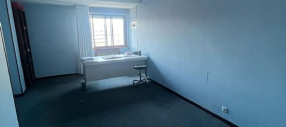 3 bedrooms Apartment in Torrelavega, Spain No. 148367 9