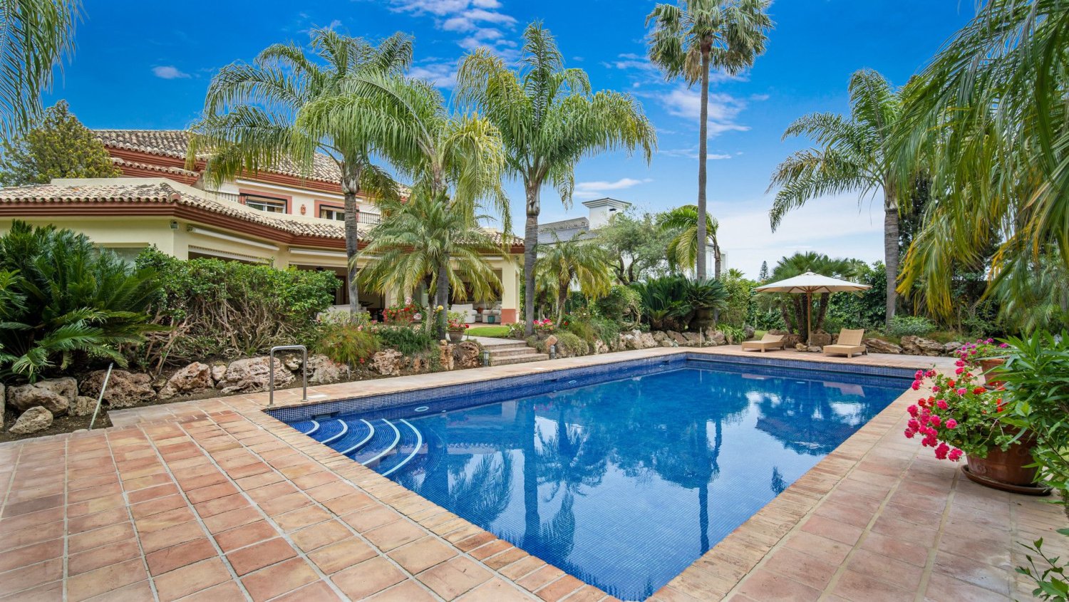 6 غرف نوم فيلا في Marbella, Spain رقم 71840