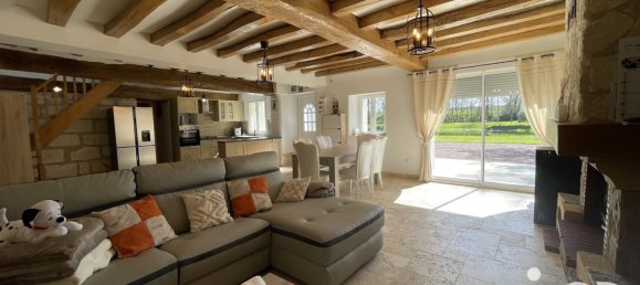3 Schlafzimmer Haus in La Chapelle-sur-Loire, France, Nr. 68404 7