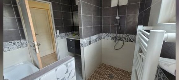 3 Schlafzimmer Haus in Cotes-d'Armor, France, Nr. 323357 3