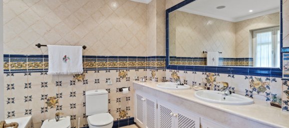 4 bedrooms House in Malaga, Spain No. 106501 10