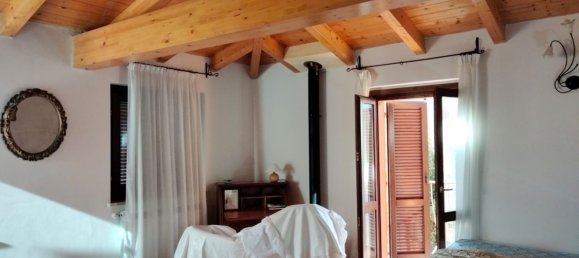 5-salle Maison à Nocera Umbra, Italy No. 88307 34