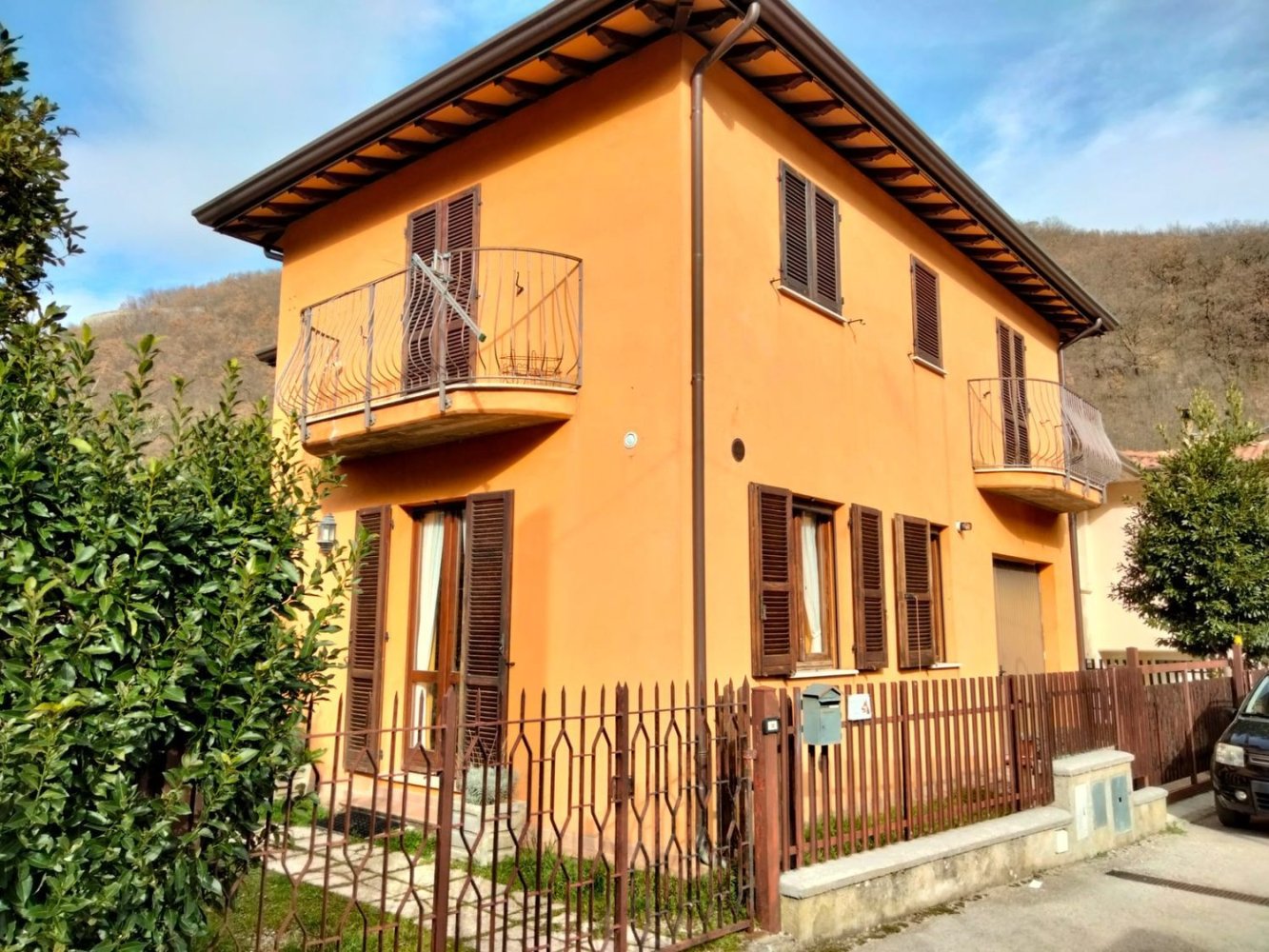 5-salle Maison à Nocera Umbra, Italy No. 88307