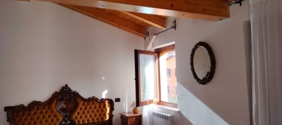 5-salle Maison à Nocera Umbra, Italy No. 88307 32