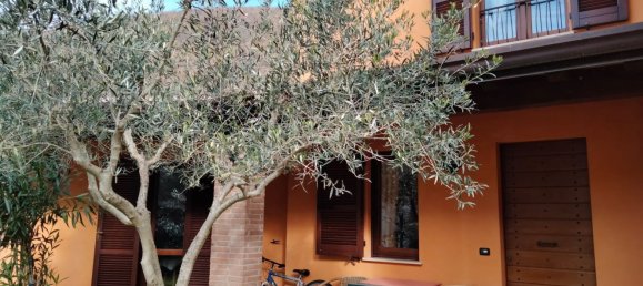 5-salle Maison à Nocera Umbra, Italy No. 88307 3