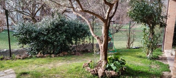 5-salle Maison à Nocera Umbra, Italy No. 88307 13