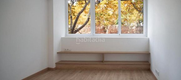 Квартира с 2 спальнями в Сантс-Монтжуик, Испания № 77424 9