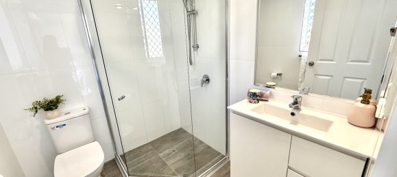 2 bedrooms Apartment in Biggera Waters, Australia No. 664 25