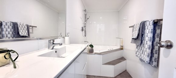 2 bedrooms Apartment in Biggera Waters, Australia No. 664 28