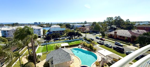 2 bedrooms Apartment in Biggera Waters, Australia No. 664 5