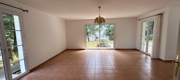 3 chambres Maison à Les Mathes, France No. 202750 2